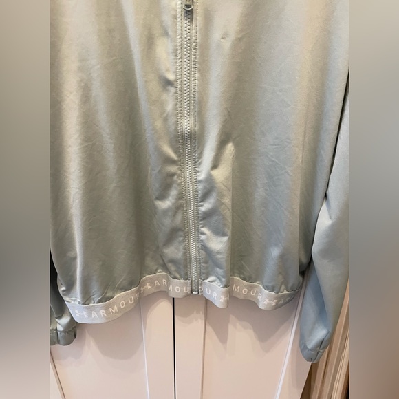 Under armour sea foam green loose fit bomber jacket - Picture 2 of 7